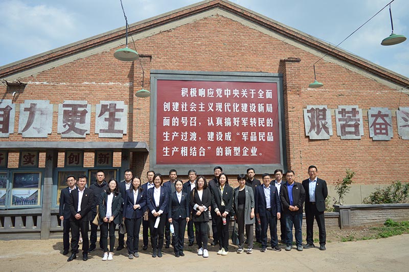 wang现代5.jpg